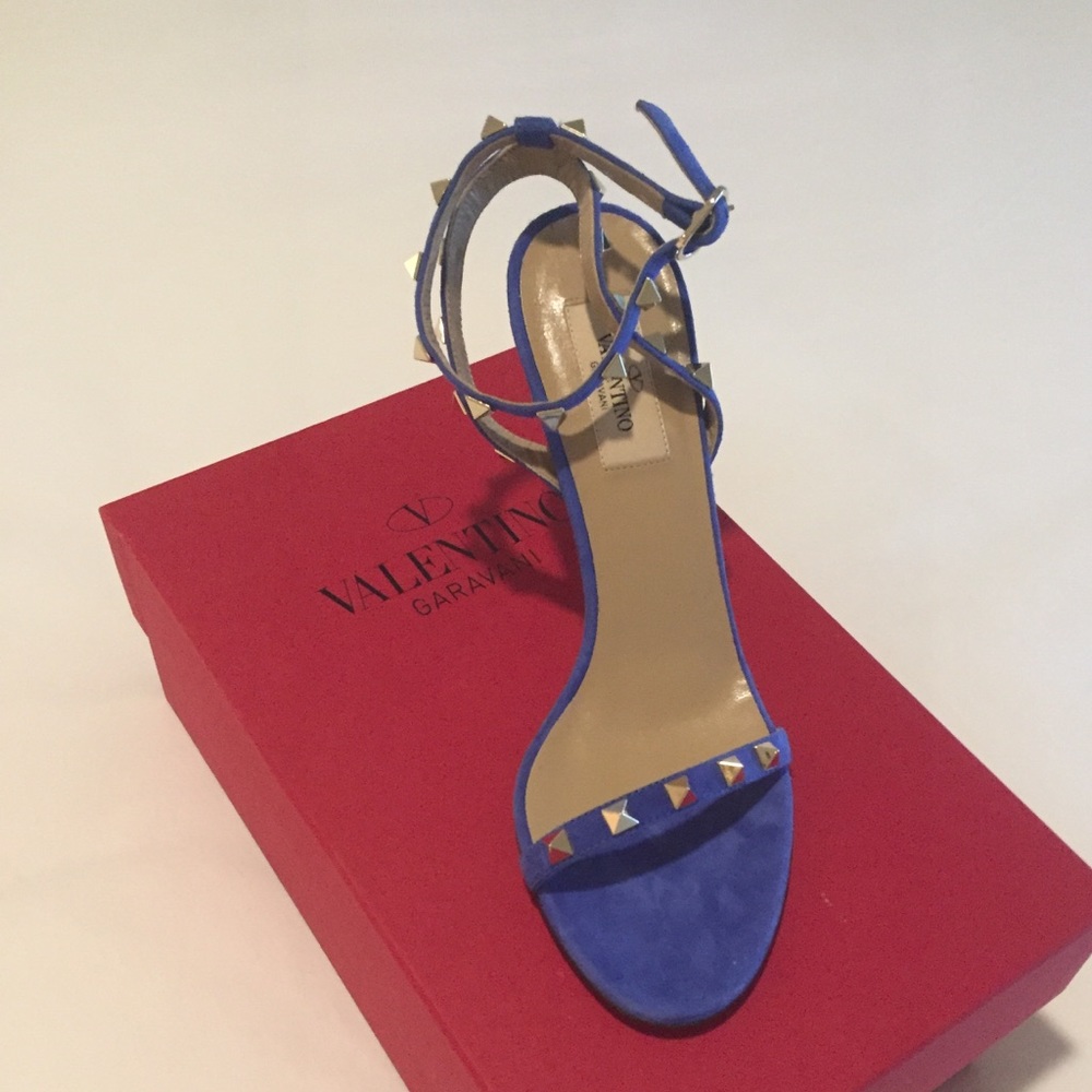 Valentino blue heels NEW